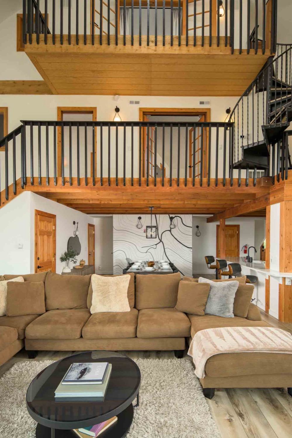 Living Room — photo 6